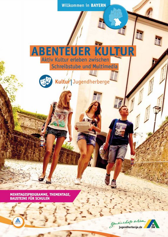 Die Coverseite des Programmhefts Kultur mit der Aufschrift "Abenteuer Kultur - Aktiv Kultur erleben zwischen Schreibstube und Multimedia"